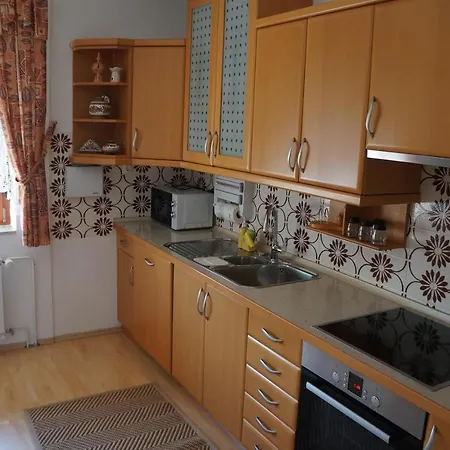Apartma Tanya *