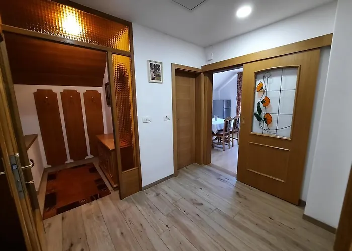 公寓 Apartma Tanya